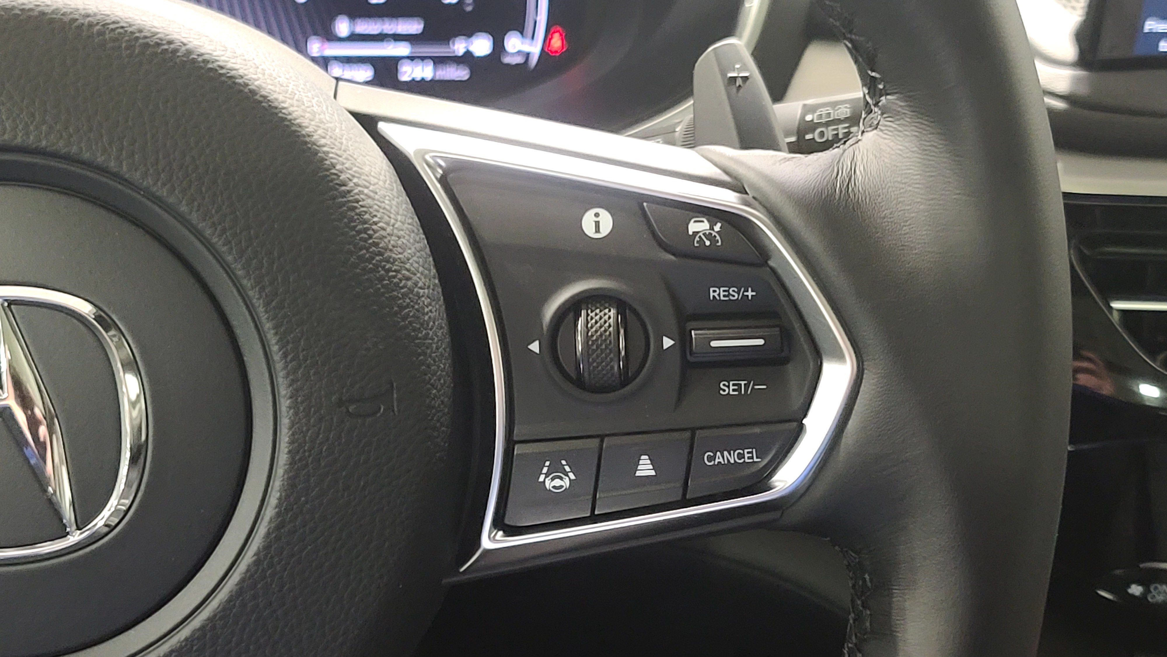 Used 2026 Acura MDX SH-AWD w/ Technology Package image 24