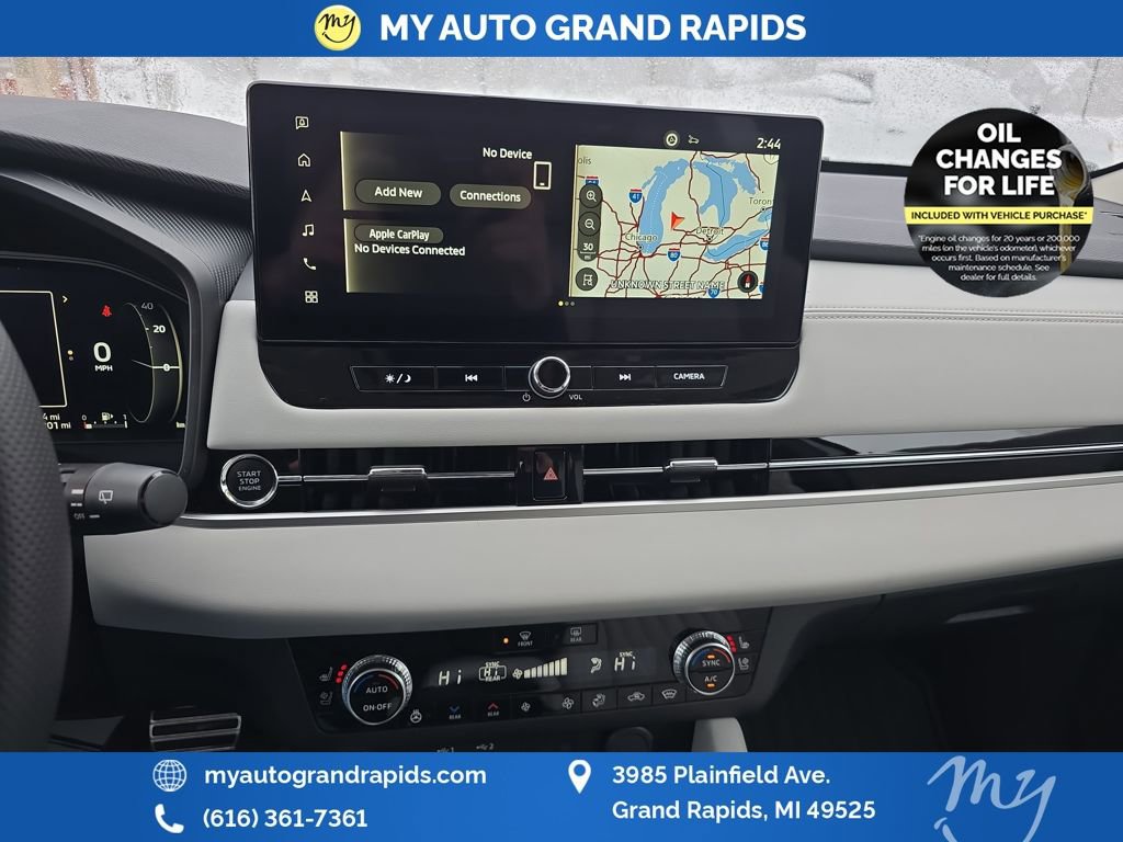 Used 2025 Mitsubishi Outlander SEL image 20