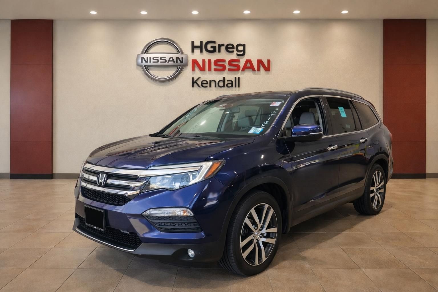Used 2016 Honda Pilot Touring image 3