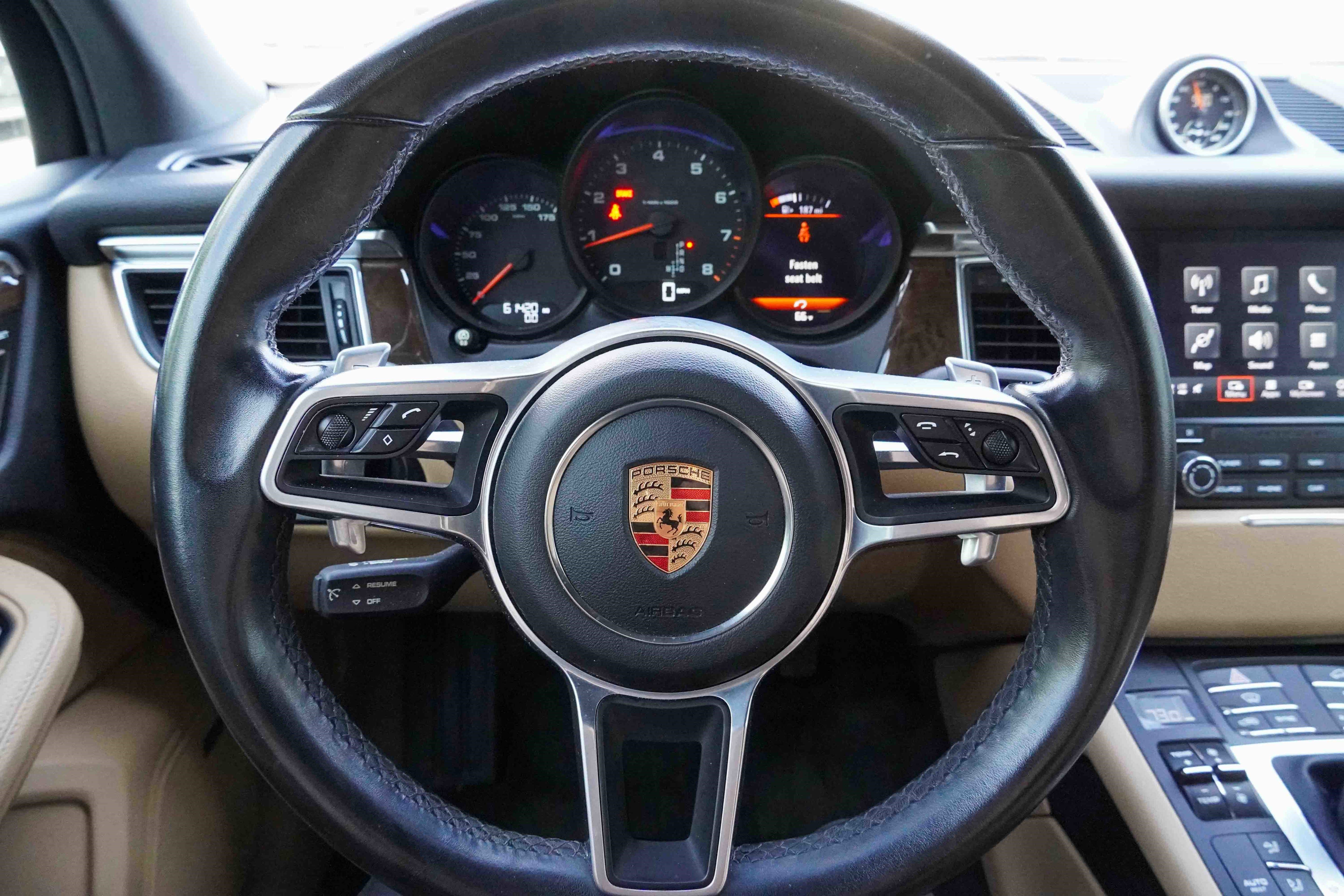 Used 2018 Porsche Macan Sport Edition image 18