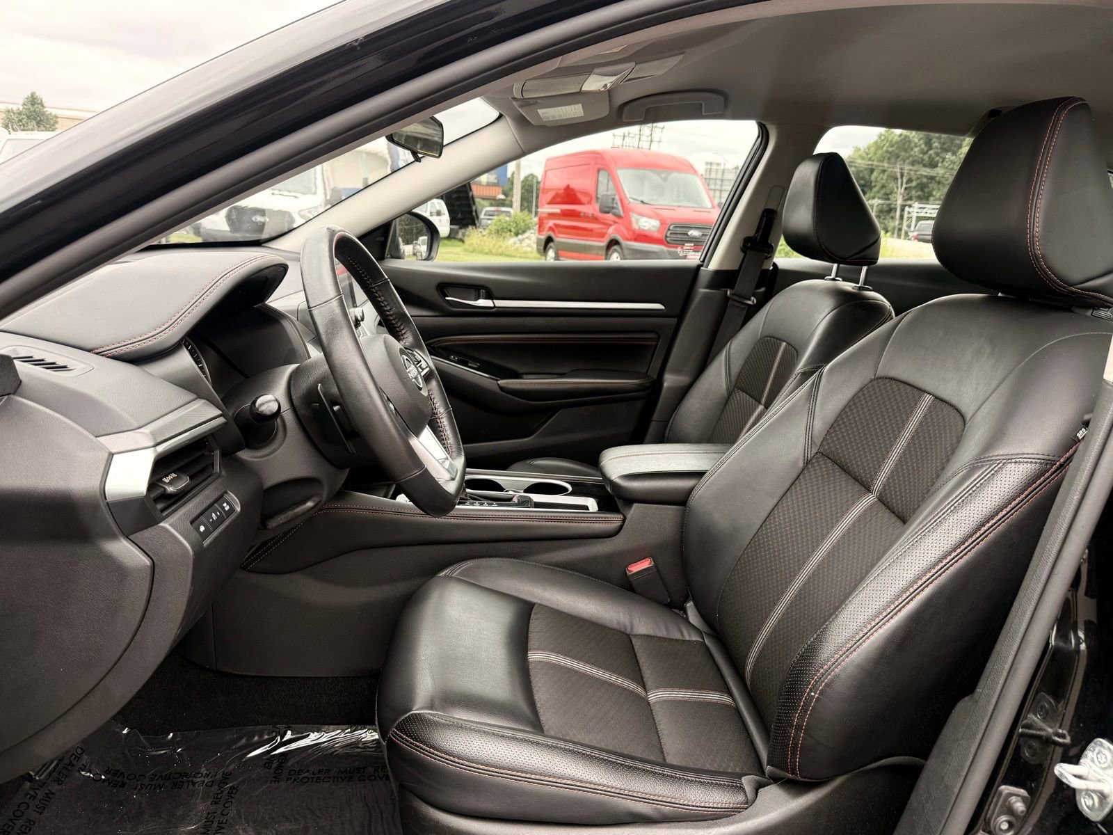 Used 2023 Nissan Altima 2.5 SR image 12