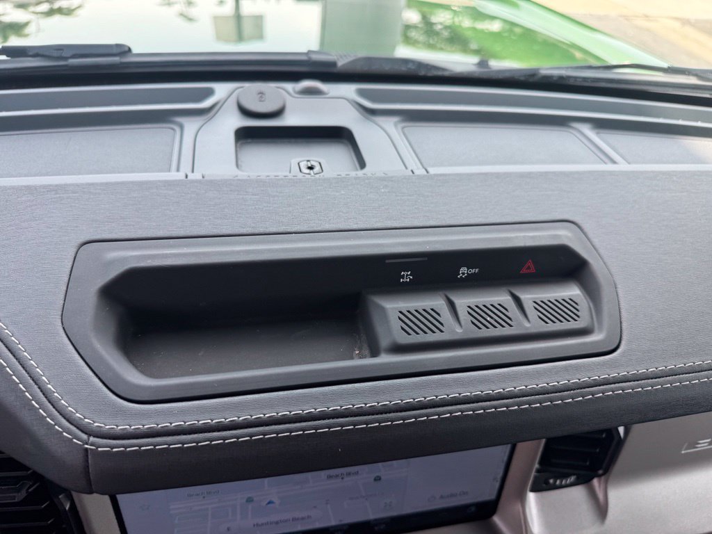 Used 2025 Ford Bronco Outer Banks AWD/4WD image 19