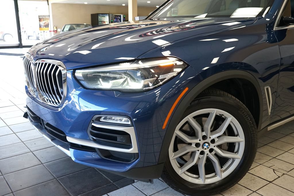 Used 2019 BMW X5 xDrive40i AWD/4WD image 25