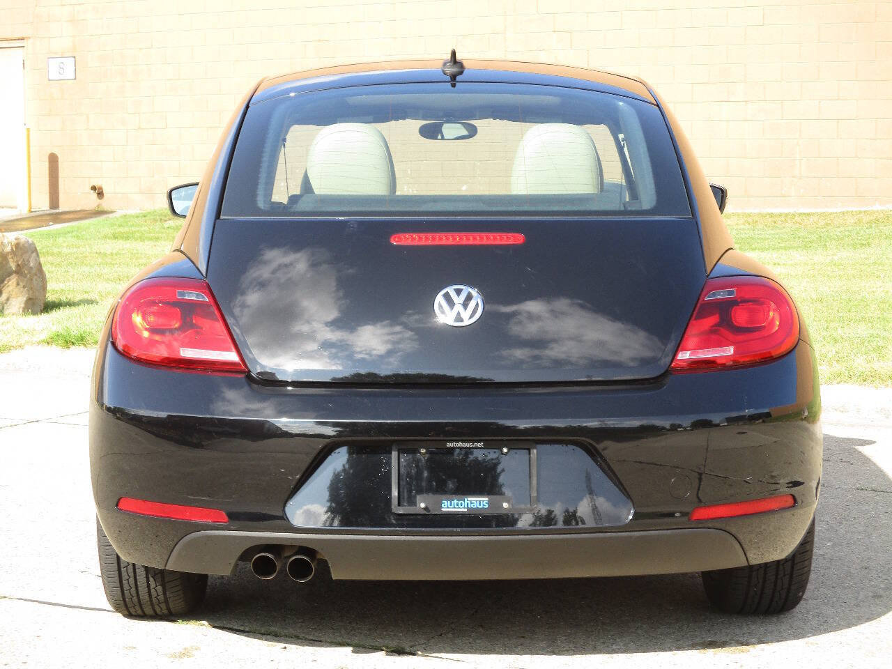 Used 2015 Volkswagen Beetle 1.8T FWD image 82