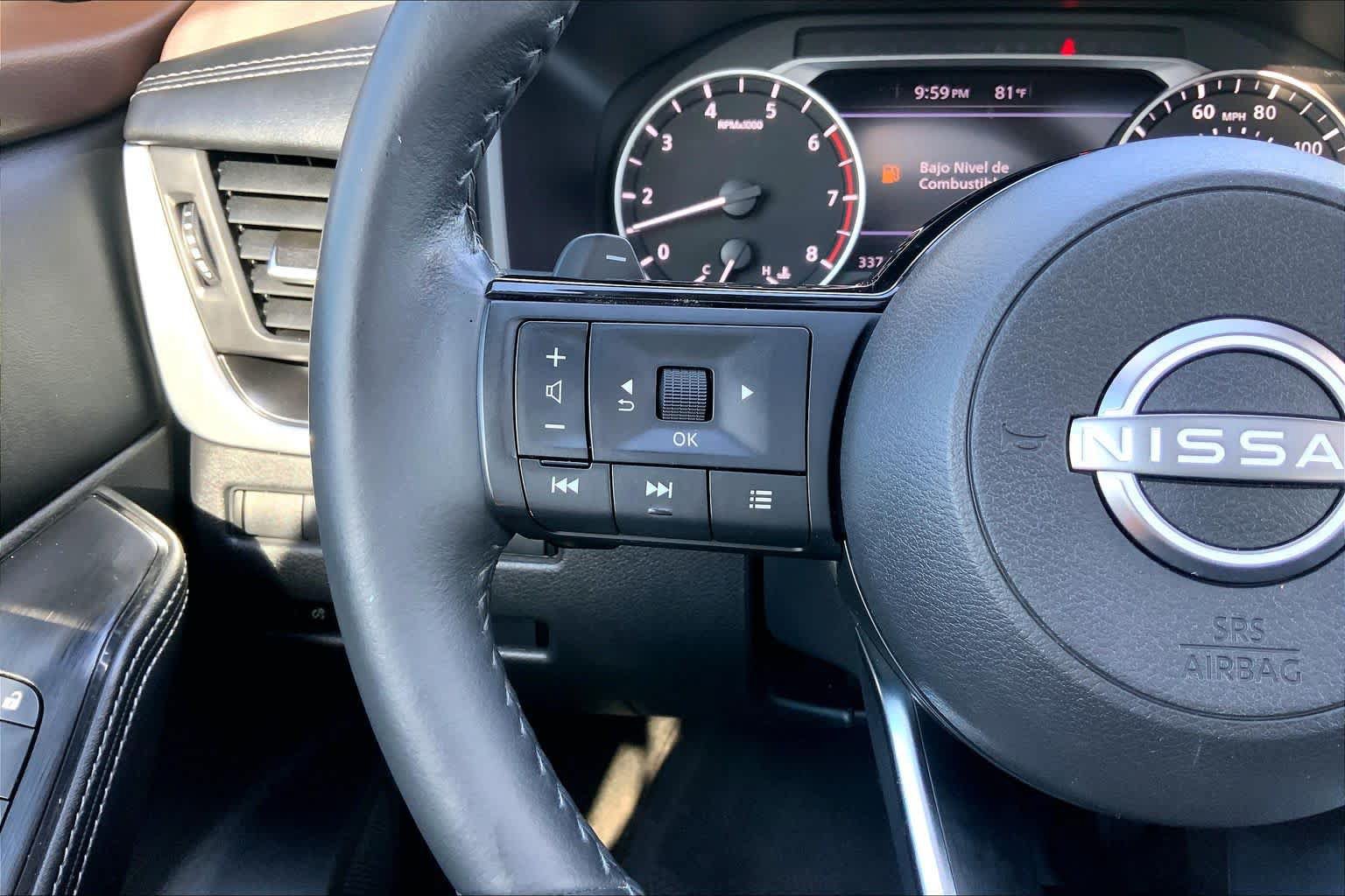 Used 2023 Nissan Rogue SV w/ SV Premium B Package FWD image 22