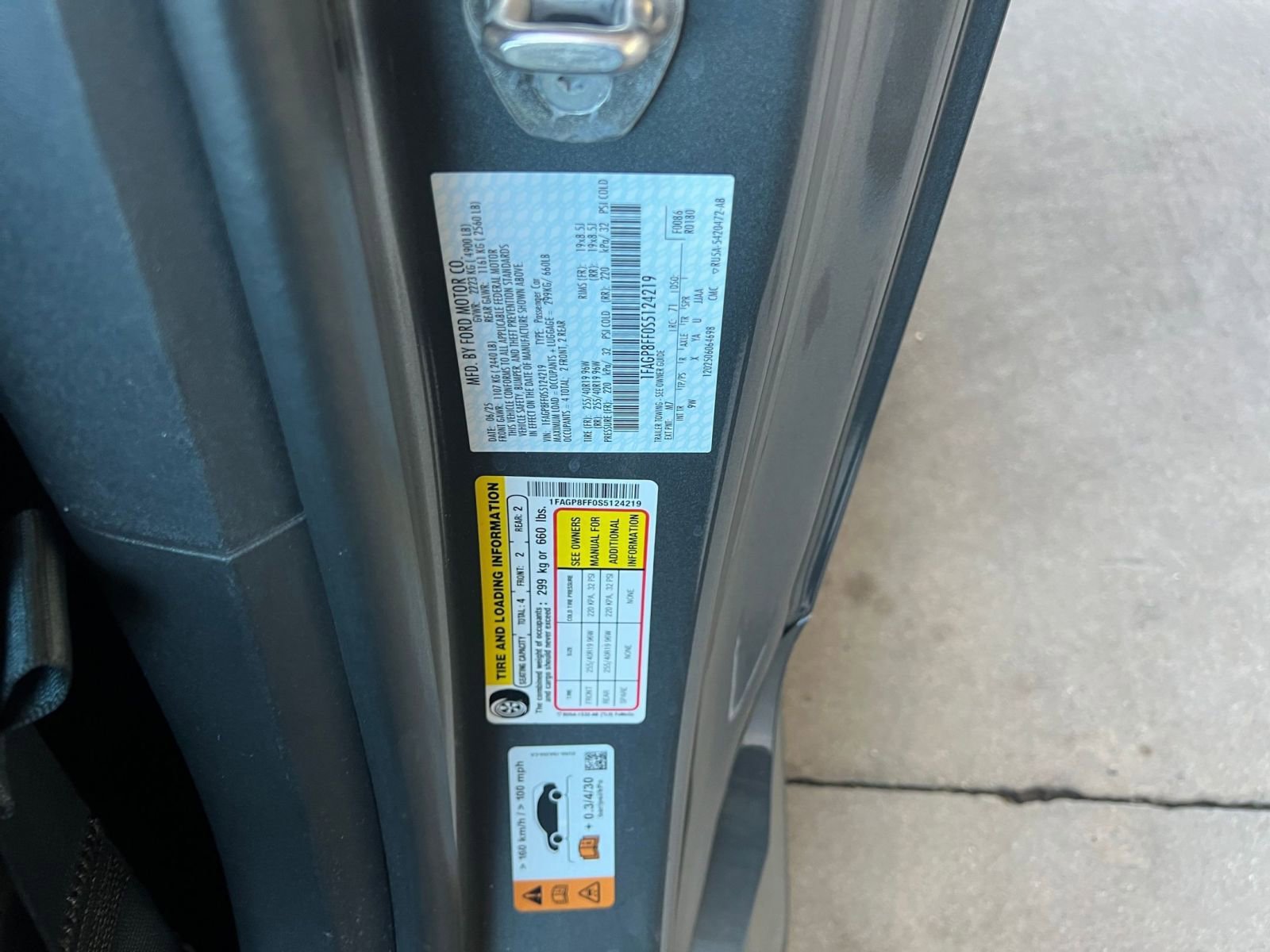 Used 2025 Ford Mustang GT Premium image 29