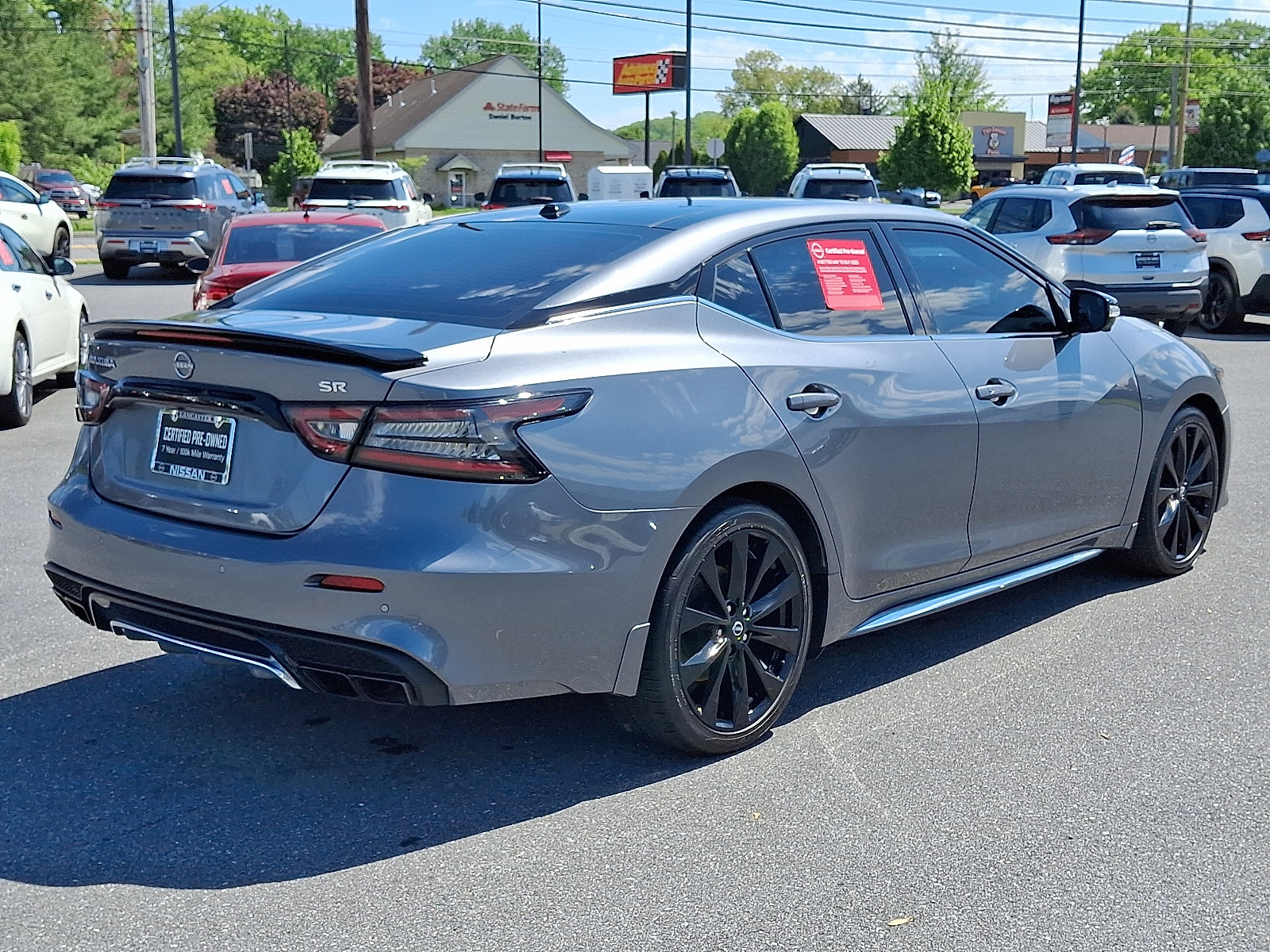 Certified 2023 Nissan Maxima SR w/ Sport Mat Group FWD image 8