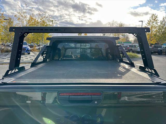 Used 2022 Jeep Gladiator Sport image 14