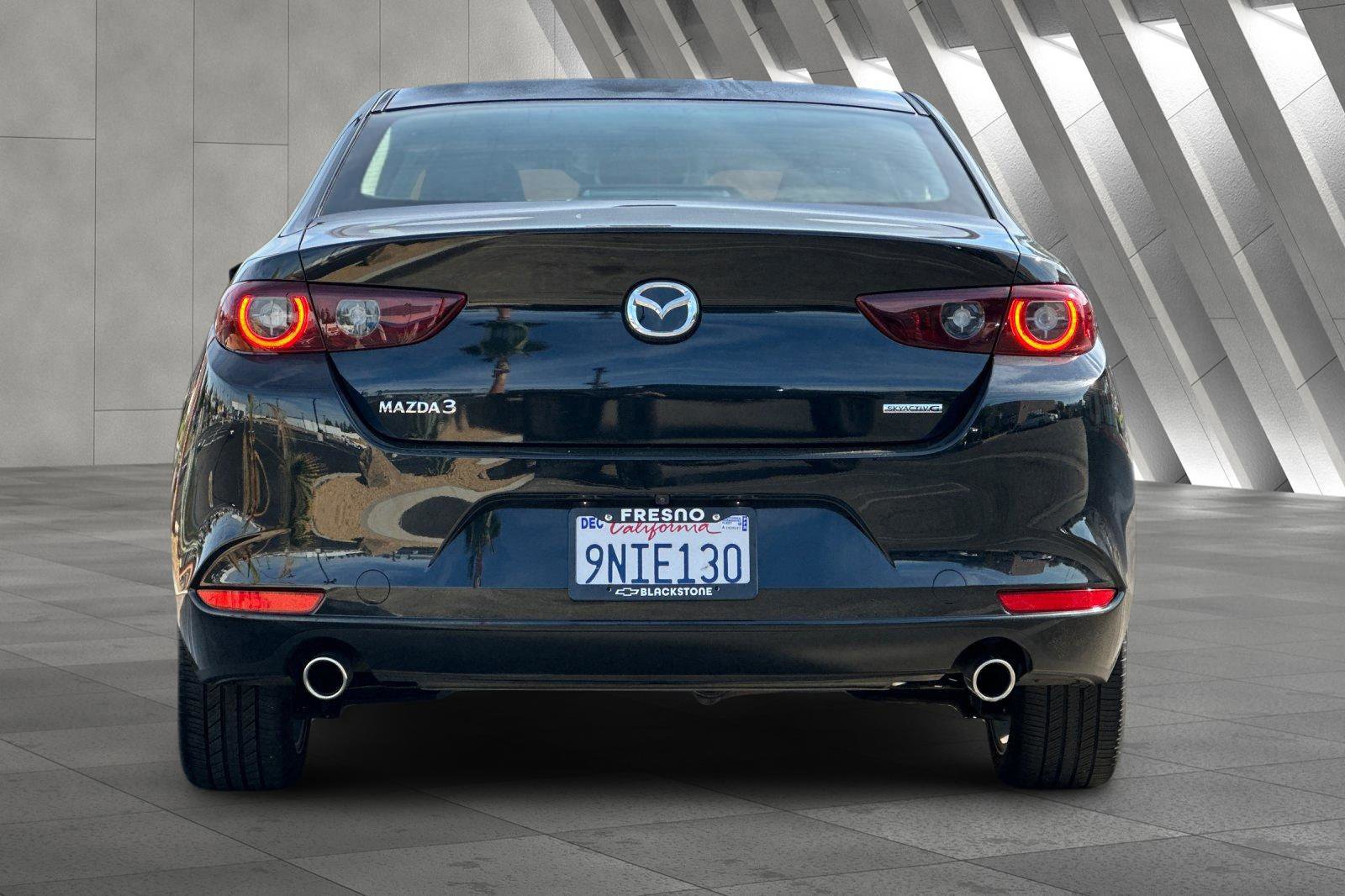 Used 2025 MAZDA MAZDA3 s image 5