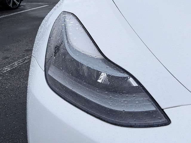 Used 2024 Tesla Model Y Long Range AWD/4WD image 9