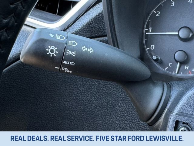 Used 2023 Toyota Corolla Cross LE image 23