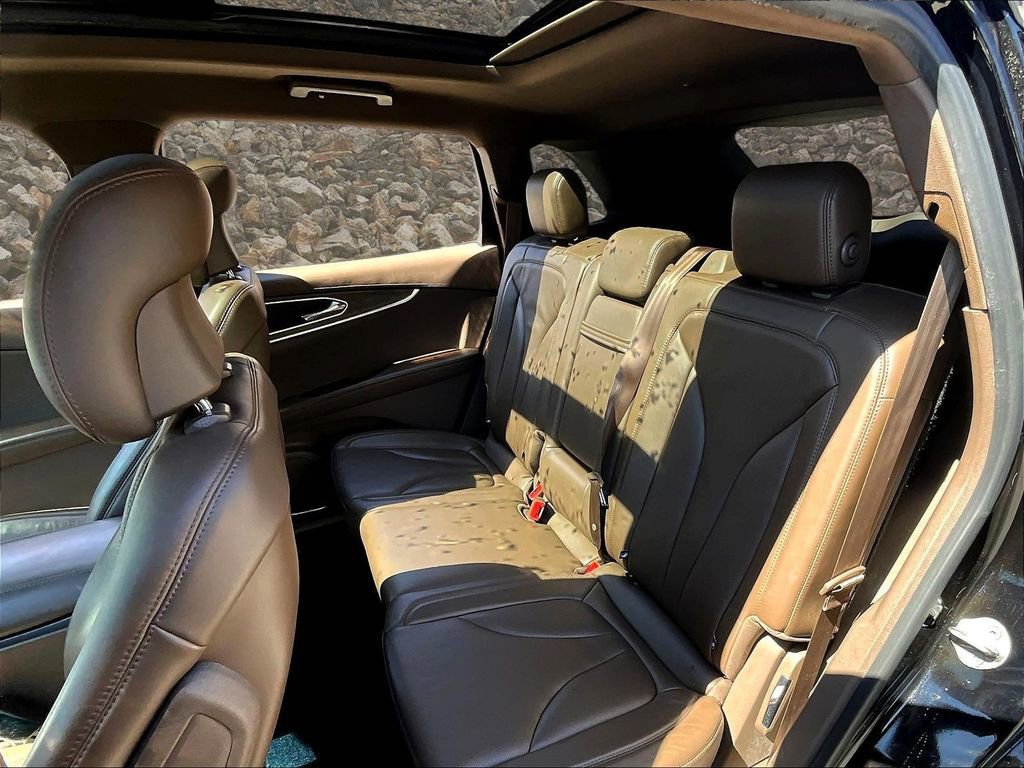 Used 2016 Lincoln MKX Reserve w/ Technology Package image 24