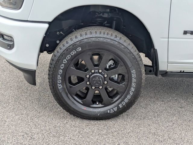 New 2026 RAM 3500 Laramie AWD/4WD image 10
