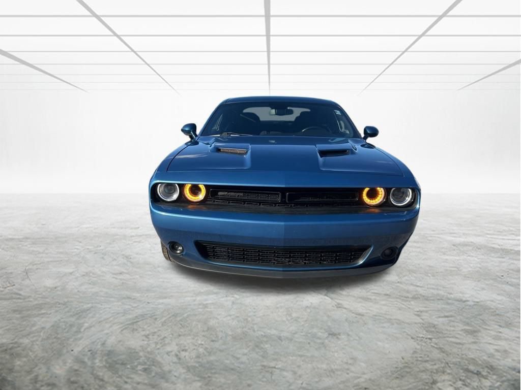 Certified 2022 Dodge Challenger SXT w/ Blacktop Package image 8