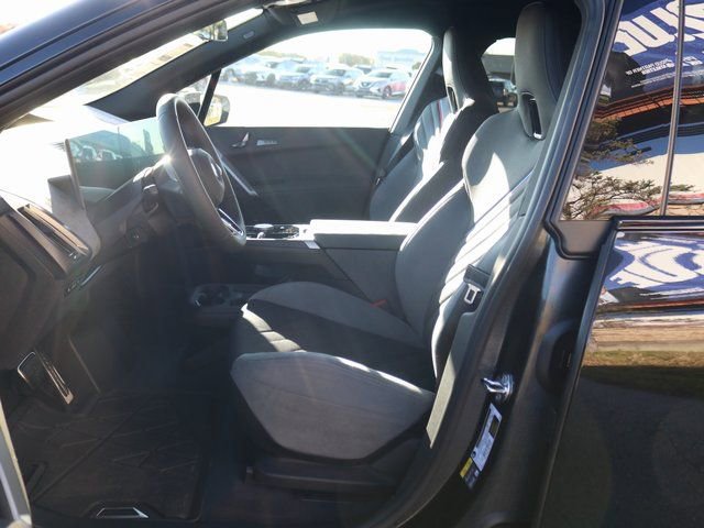New 2026 BMW iX xDrive60 w/ M Sport Package image 7