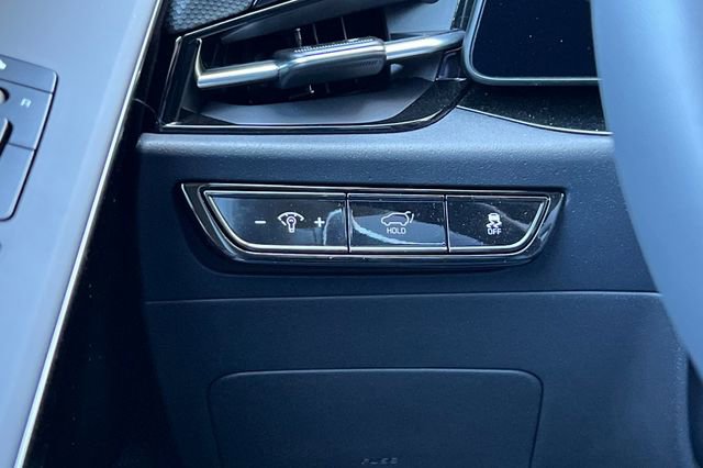 Used 2025 Kia Niro Wave image 38