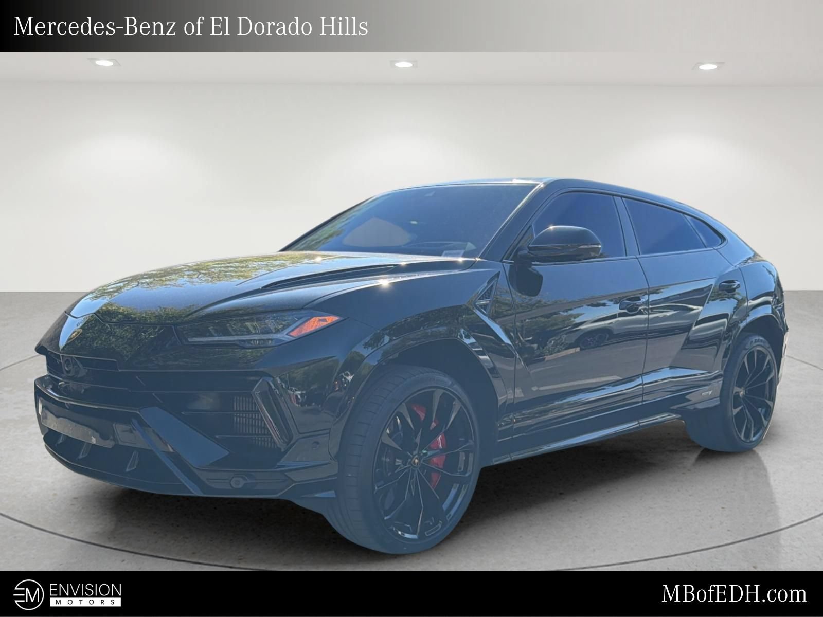 Used 2024 Lamborghini Urus S AWD/4WD image 1