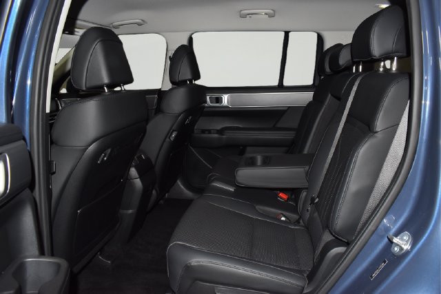 Used 2026 Hyundai Santa Fe SEL AWD/4WD image 24