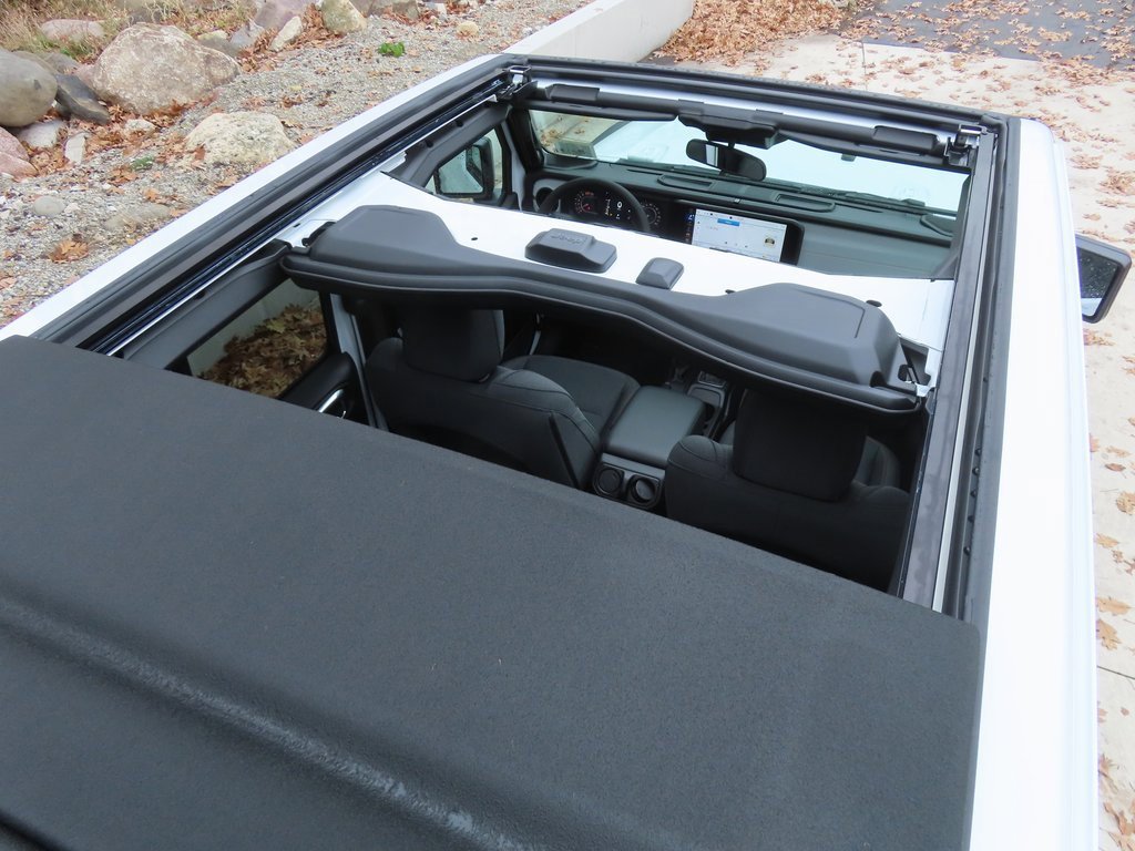 New 2026 Jeep Wrangler Sport S image 7