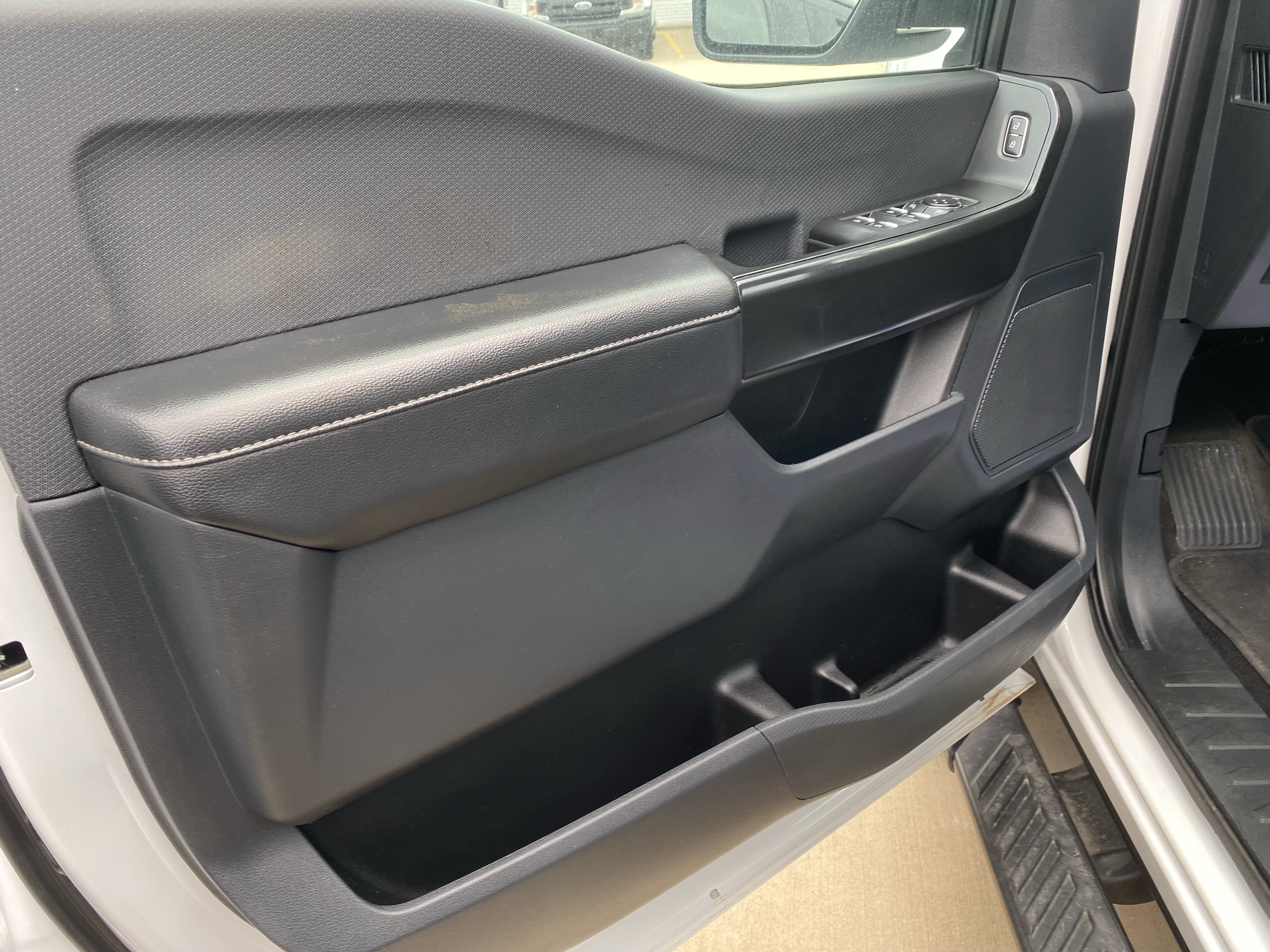 Used 2023 Ford F150 XL w/ STX Appearance Package AWD/4WD image 4