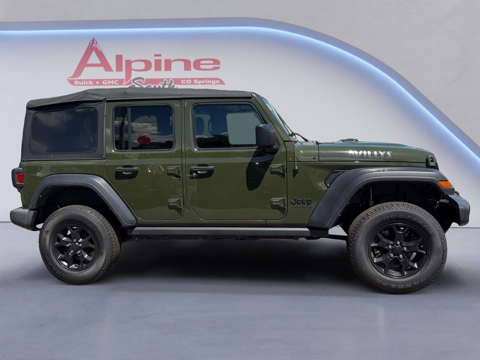 Used 2021 Jeep Wrangler Unlimited Sport AWD/4WD image 6