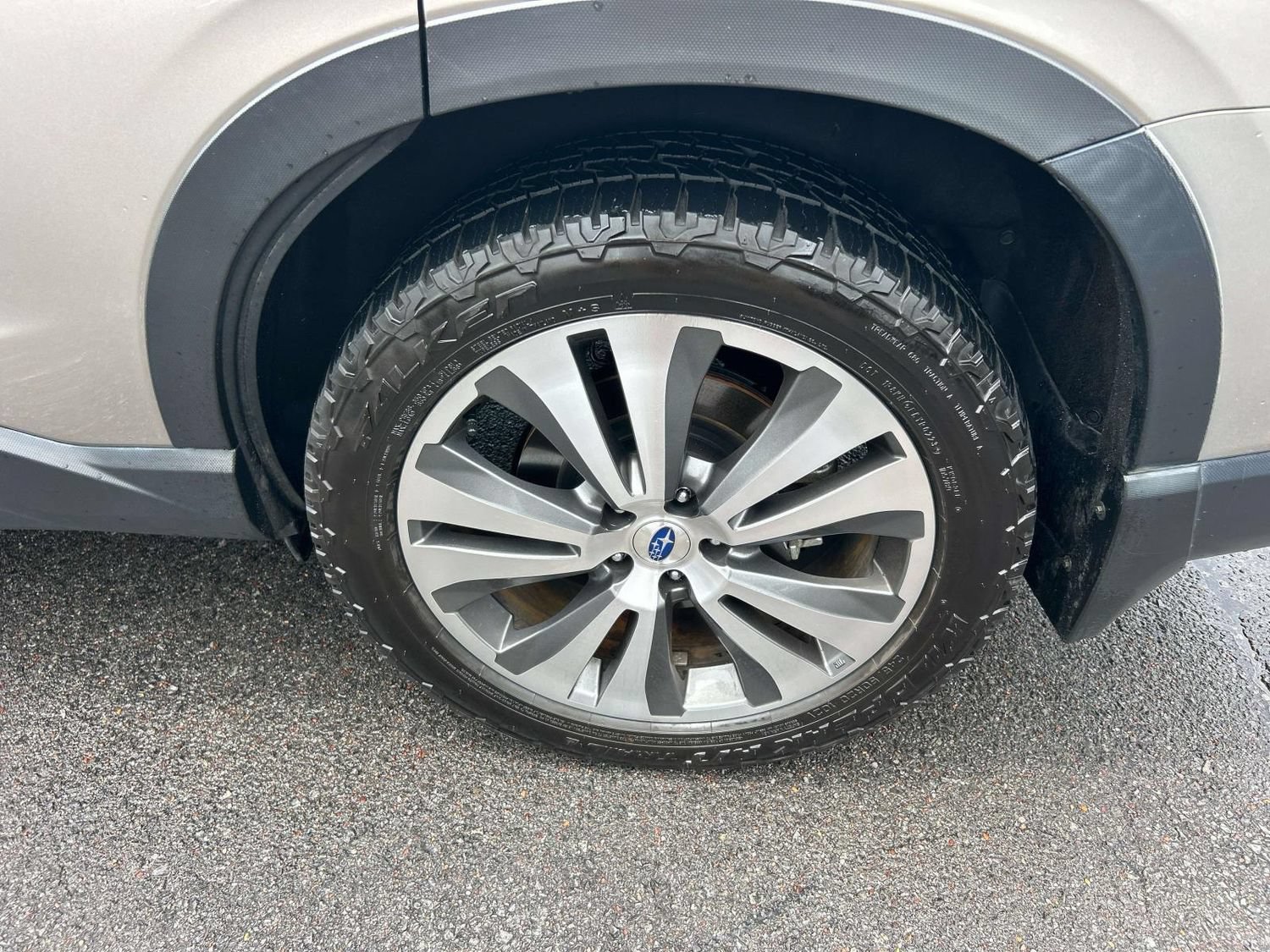 Used 2019 Subaru Ascent Limited w/ Popular Package #3 AWD/4WD image 11
