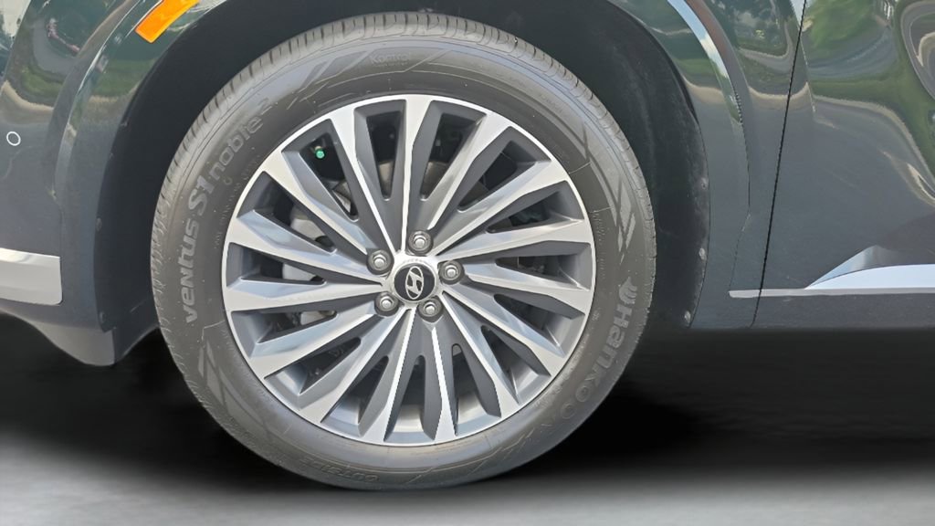 Used 2024 Hyundai Palisade Calligraphy FWD image 25