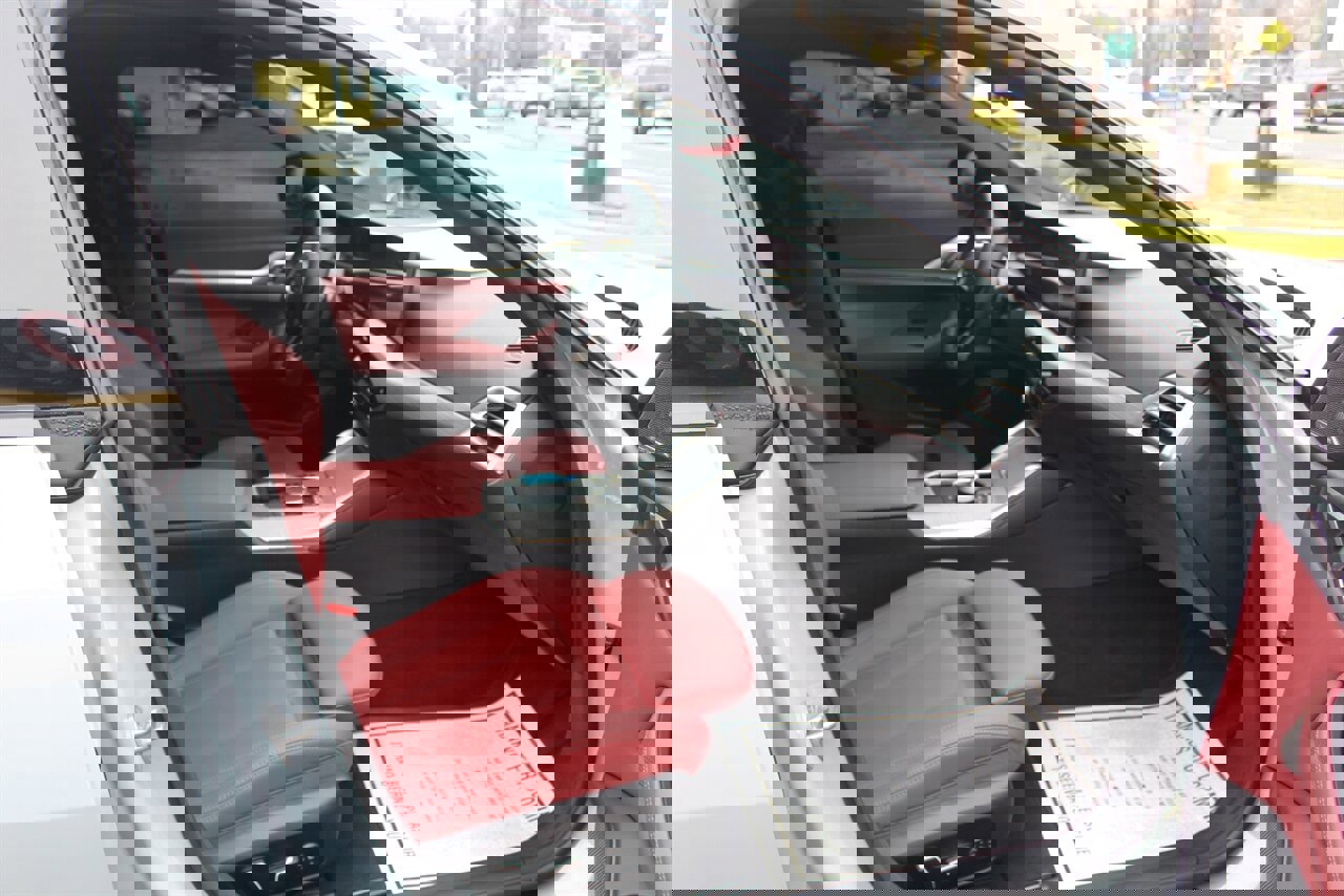 Used 2025 BMW i4 xDrive40i w/ M Sport Package image 16