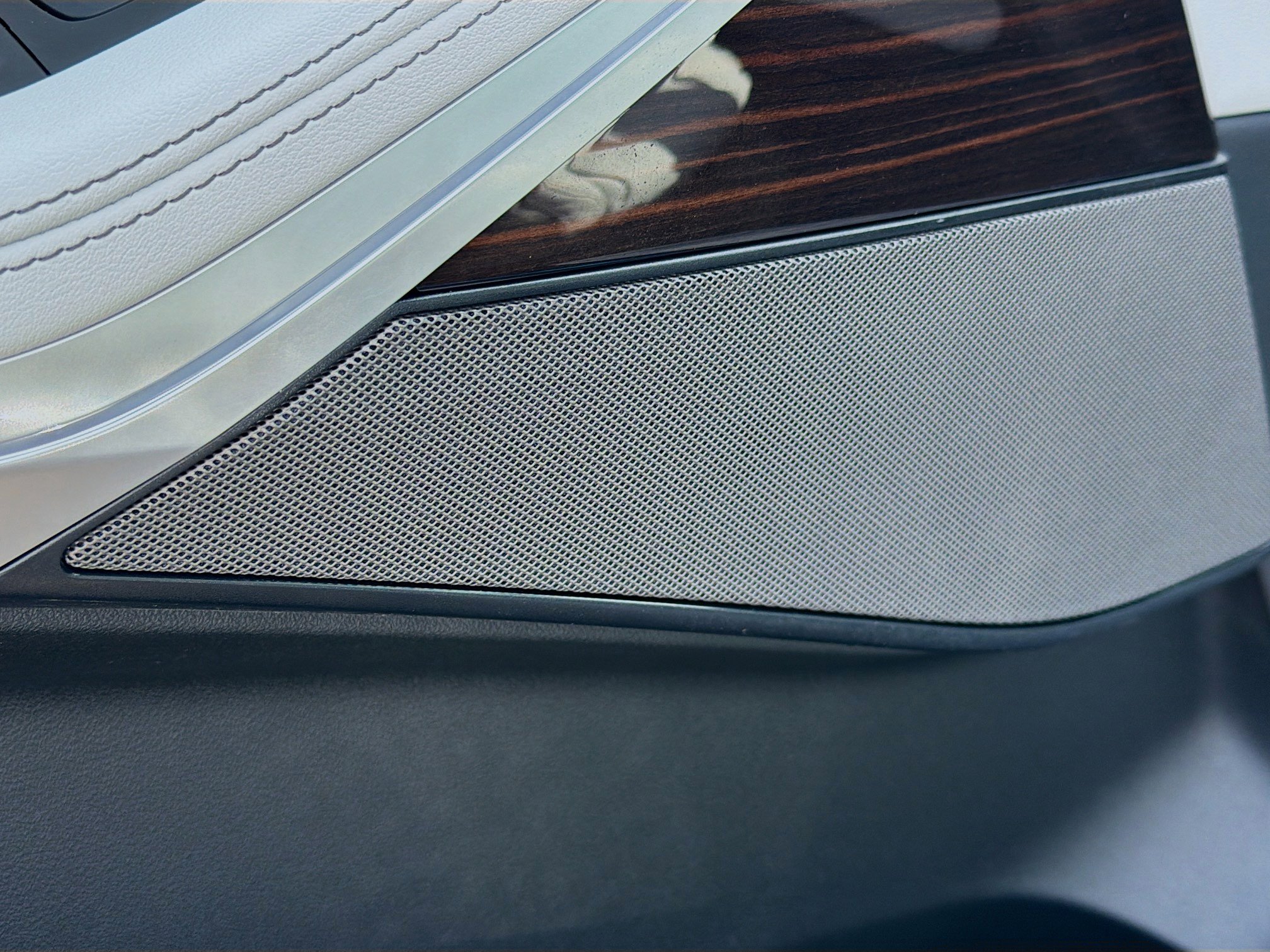 New 2026 BMW X5 sDrive40i w/ M Sport Package image 24