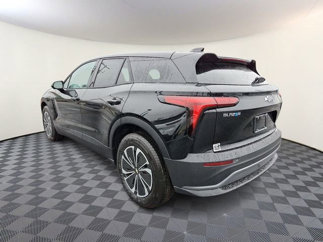 New 2026 Chevrolet Blazer EV LT image 3