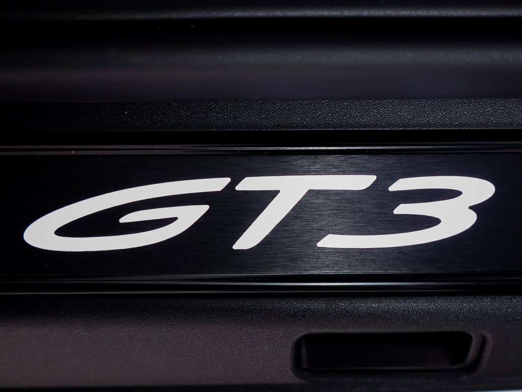 Certified 2022 Porsche 911 GT3 image 23