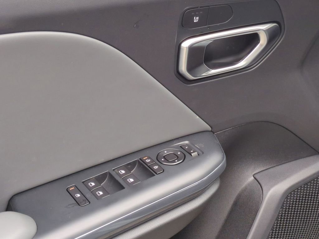 New 2026 Kia K4 LXS image 22