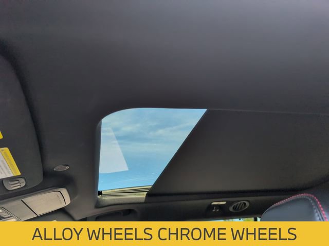 Used 2025 Ford Explorer ST image 17