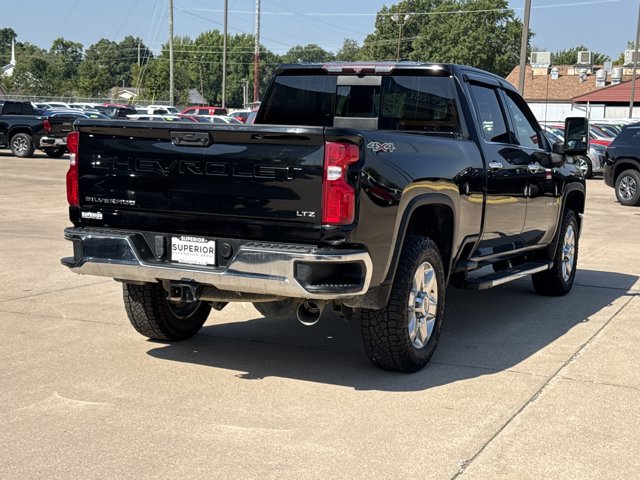 Used 2020 Chevrolet Silverado 2500 LTZ w/ LTZ Convenience Package AWD/4WD image 3