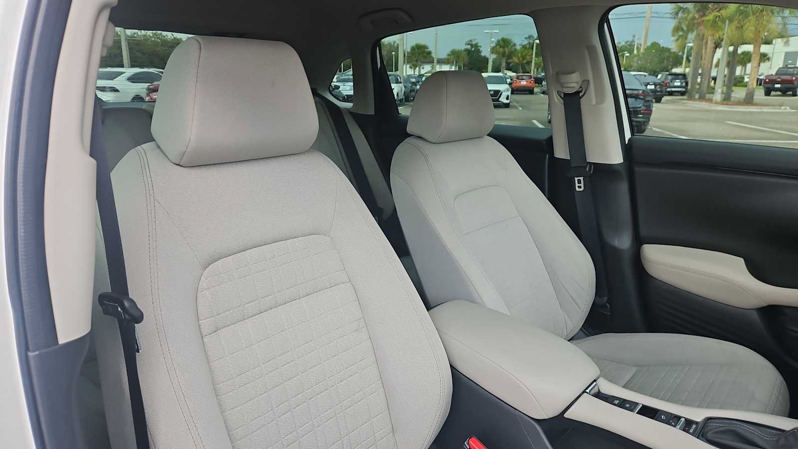 Certified 2025 Honda HR-V LX image 24