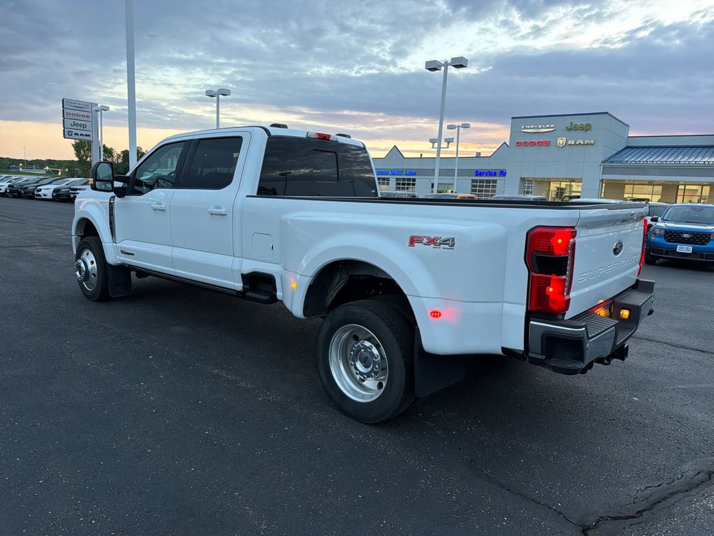 Used 2024 Ford F450 Lariat w/ Lariat Ultimate Package AWD/4WD image 3