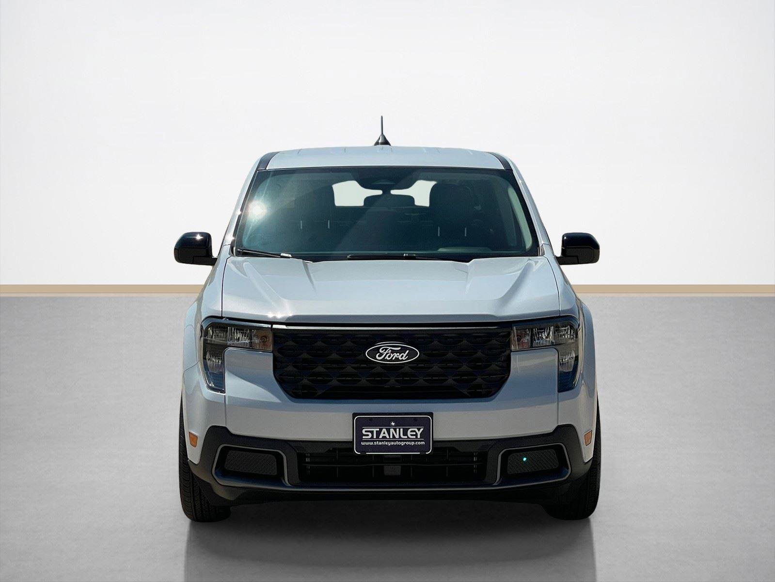 New 2025 Ford Maverick XLT w/ XLT Luxury Package image 2