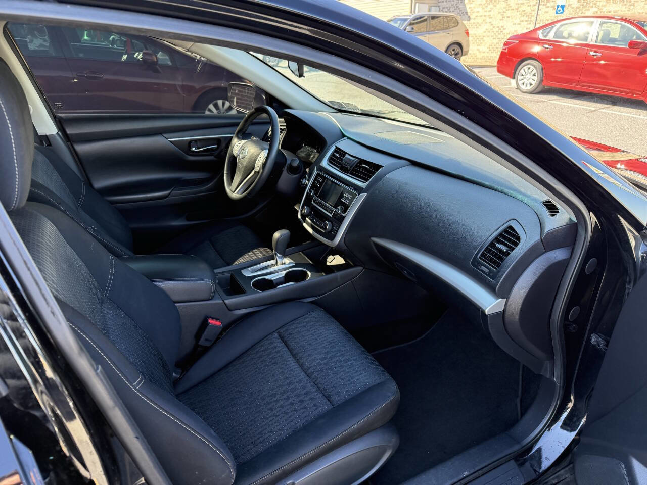 Used 2017 Nissan Altima 2.5 SV FWD image 20