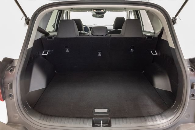 Used 2025 Kia Seltos LX AWD/4WD image 31