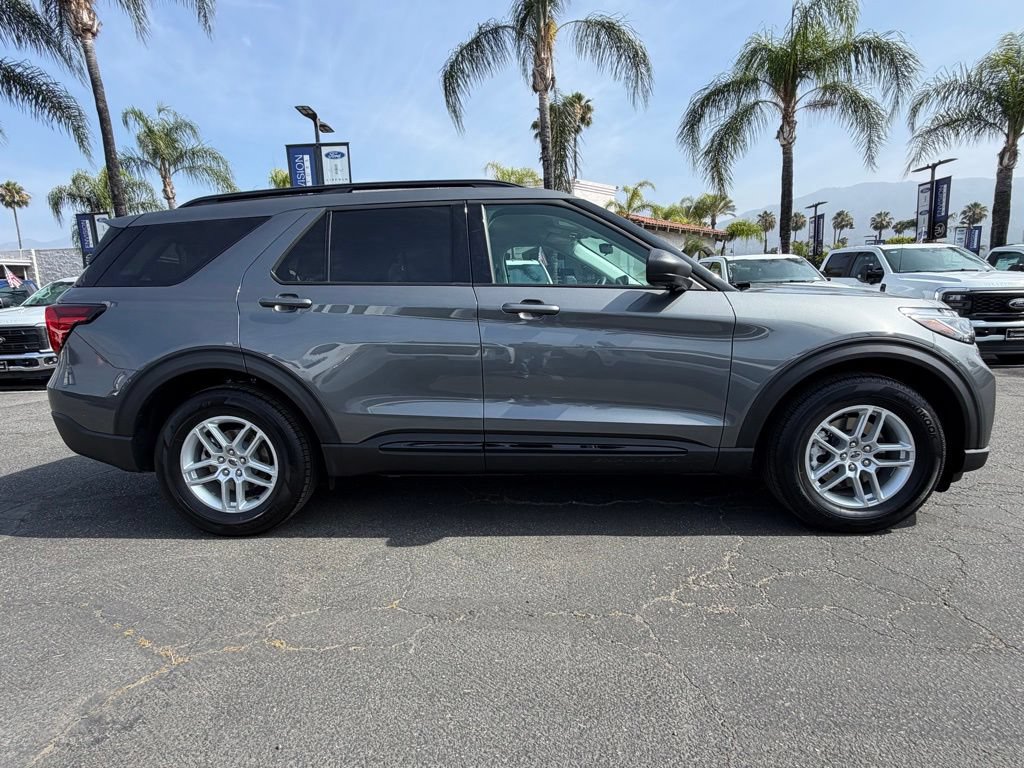 Used 2026 Ford Explorer Active RWD image 14