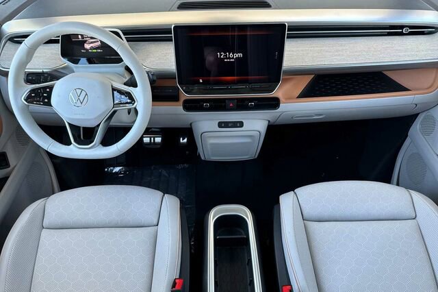 New 2025 Volkswagen ID. Buzz Pro S Plus image 13