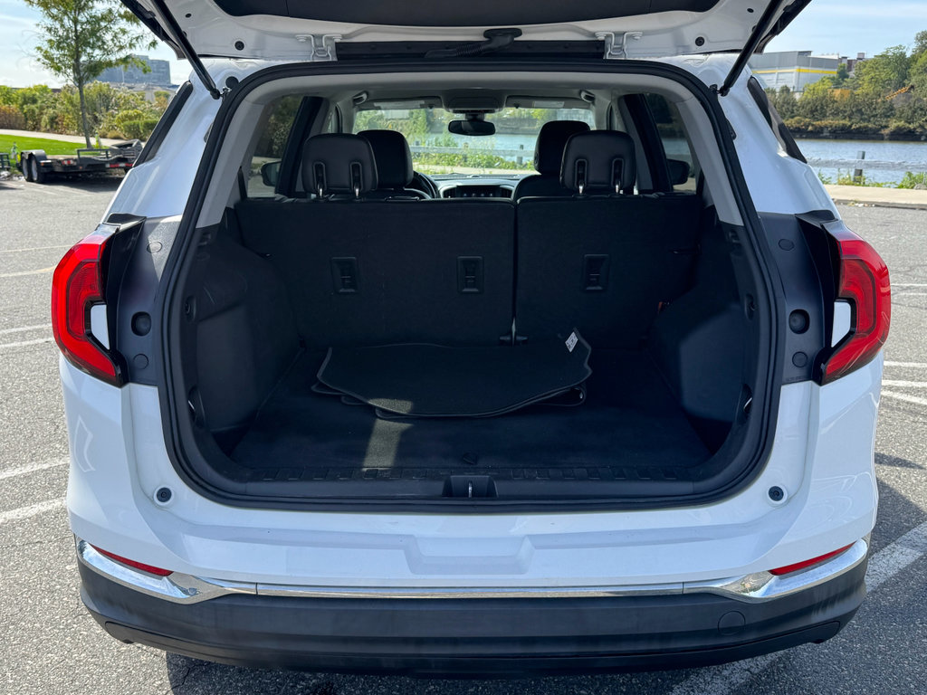 Used 2020 GMC Terrain SLT image 27