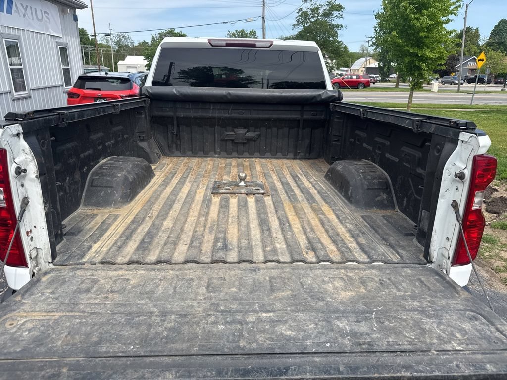 Used 2020 Chevrolet Silverado 2500 LT AWD/4WD image 17