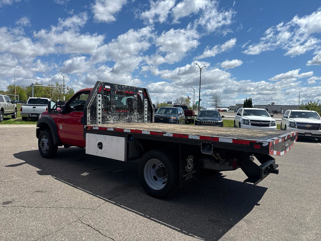 Used 2013 Ford F550 2WD Regular Cab Super Duty image 3