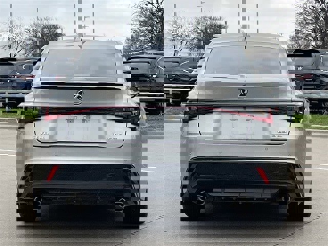 Used 2023 Lexus IS 350 F Sport image 5