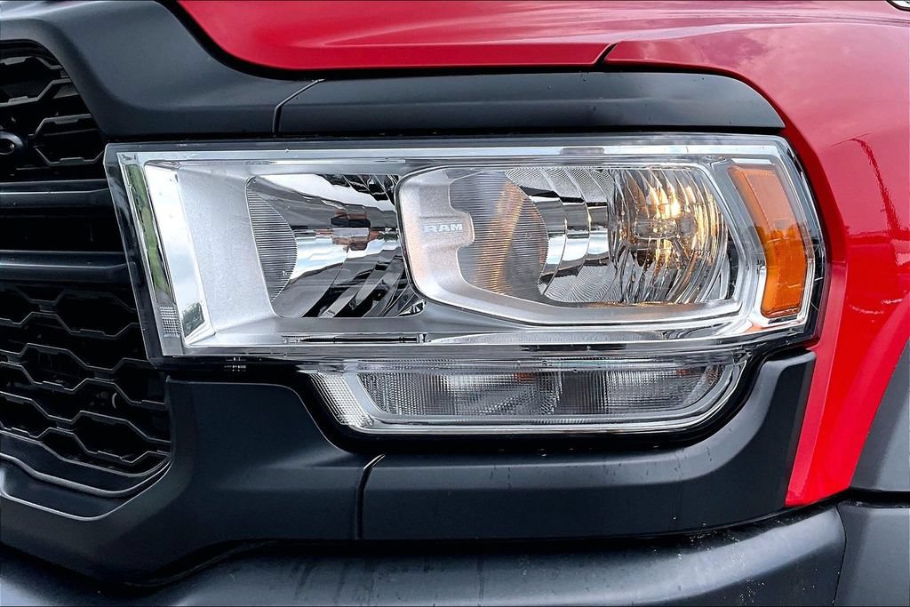 Used 2020 RAM 5500 Tradesman AWD/4WD image 31