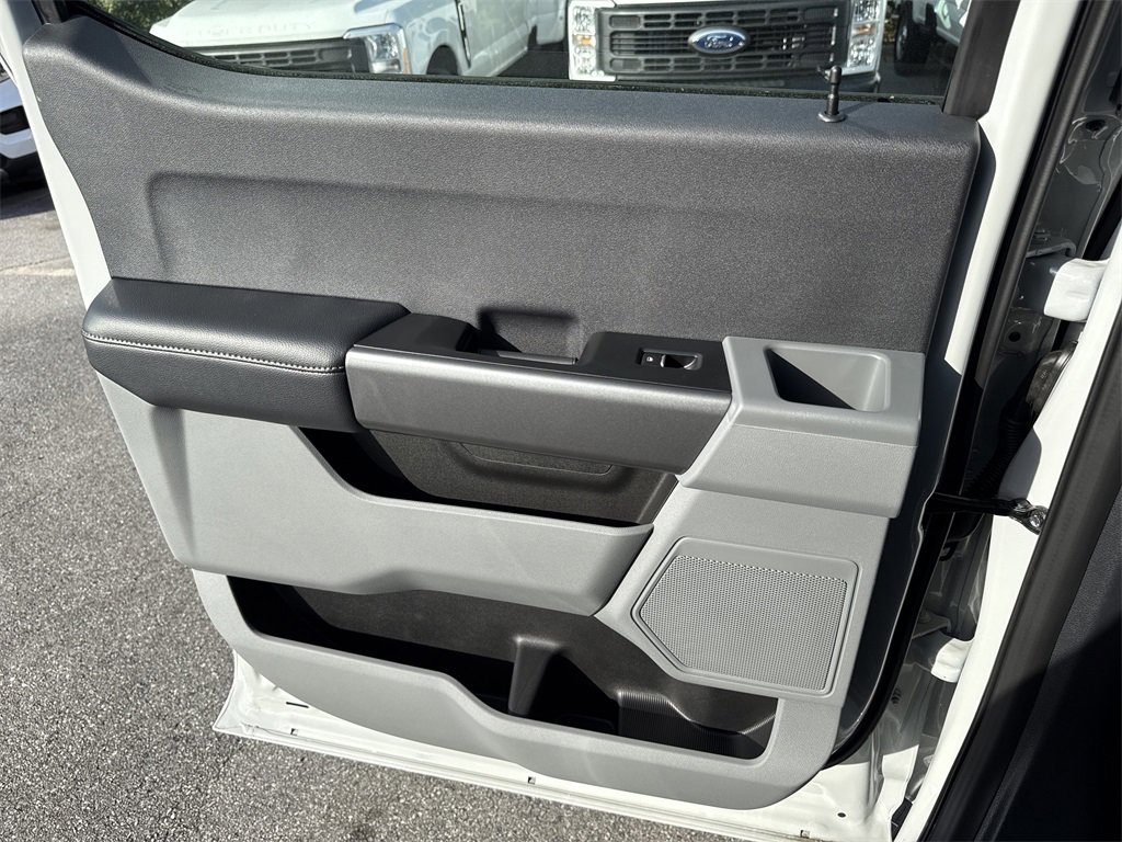 New 2026 Ford F250 XL w/ STX Appearance Package image 32