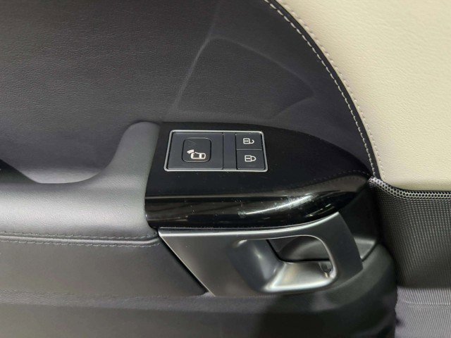 Used 2022 Land Rover Range Rover Sport HSE Silver Edition image 47