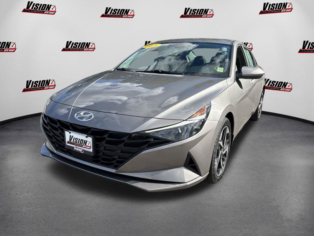 Certified 2023 Hyundai Elantra SEL w/ Convenience Package