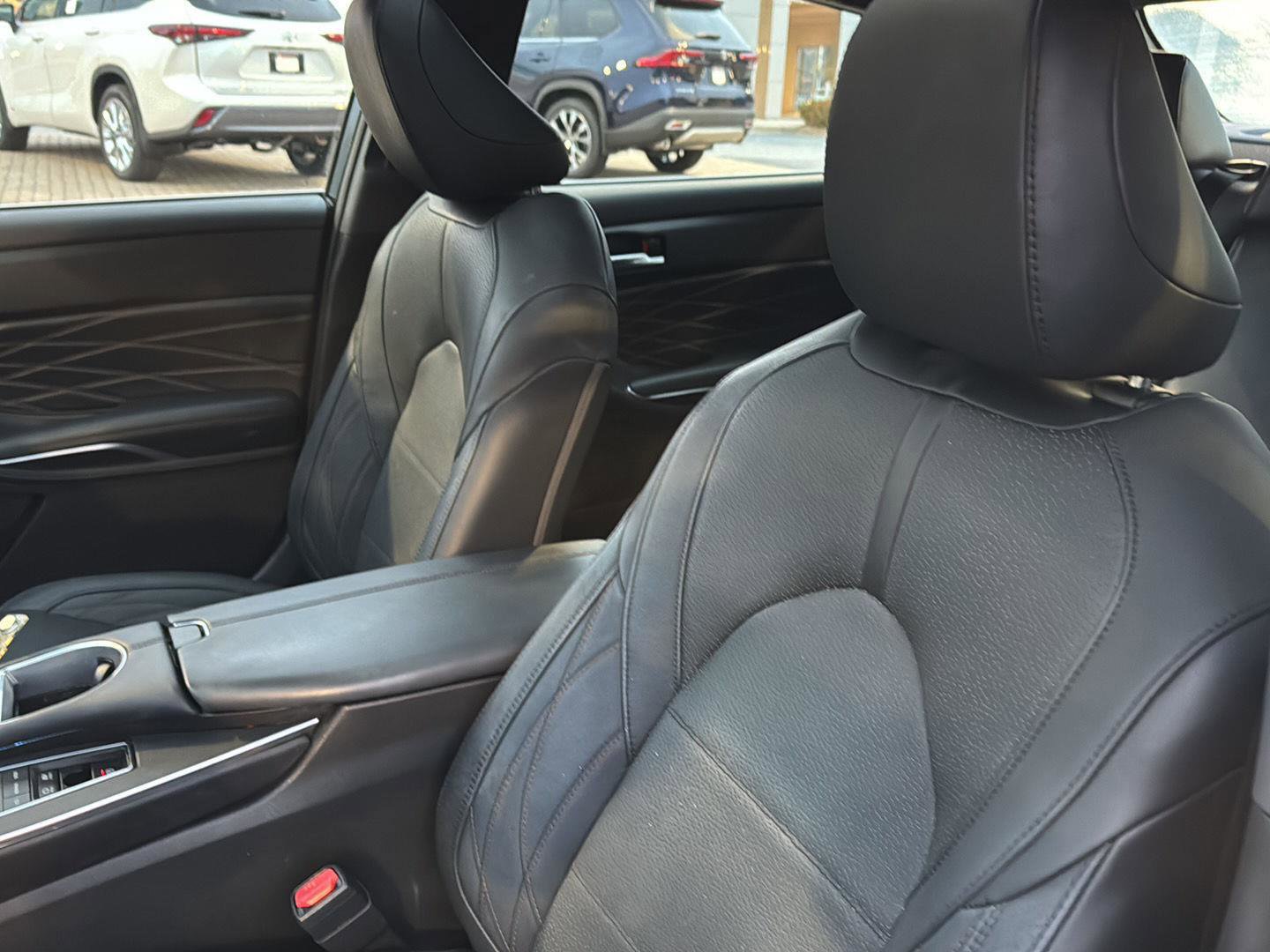 Certified 2022 Toyota Avalon Limited w/ Advanced Safety Package image 27